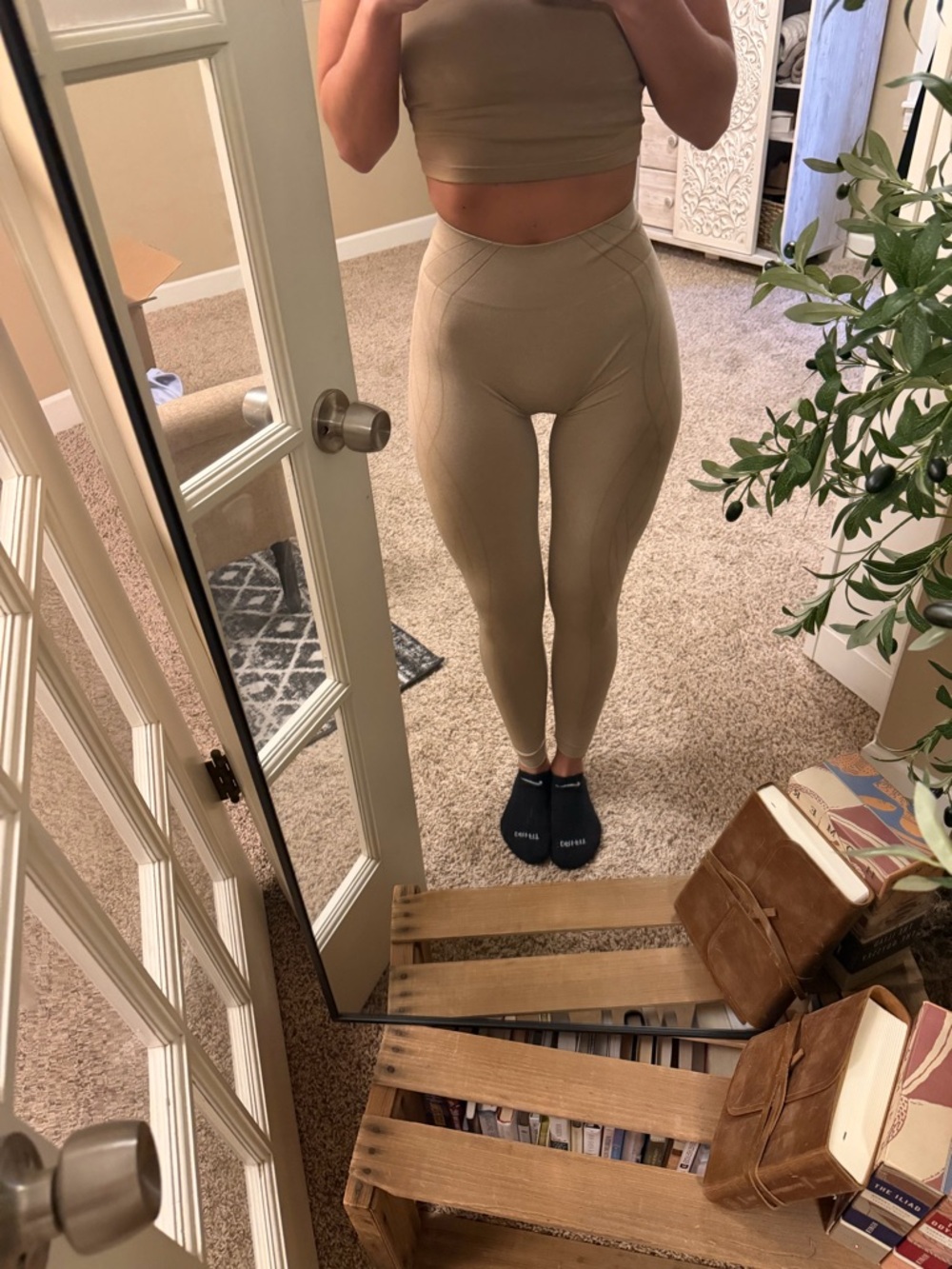 NVGTN High-Waist Sculpting Leggings in Taupe